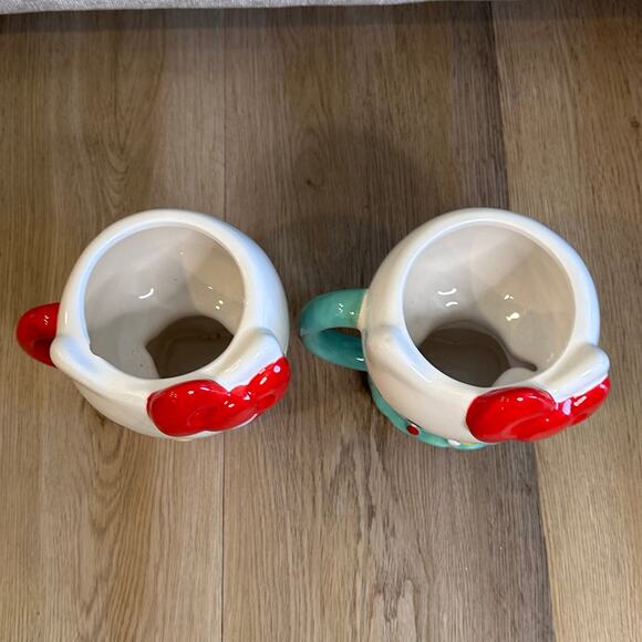 Hello Kitty Sanrio Christmas Holiday Coffee Tea Mug Set - Picture 4 of 5